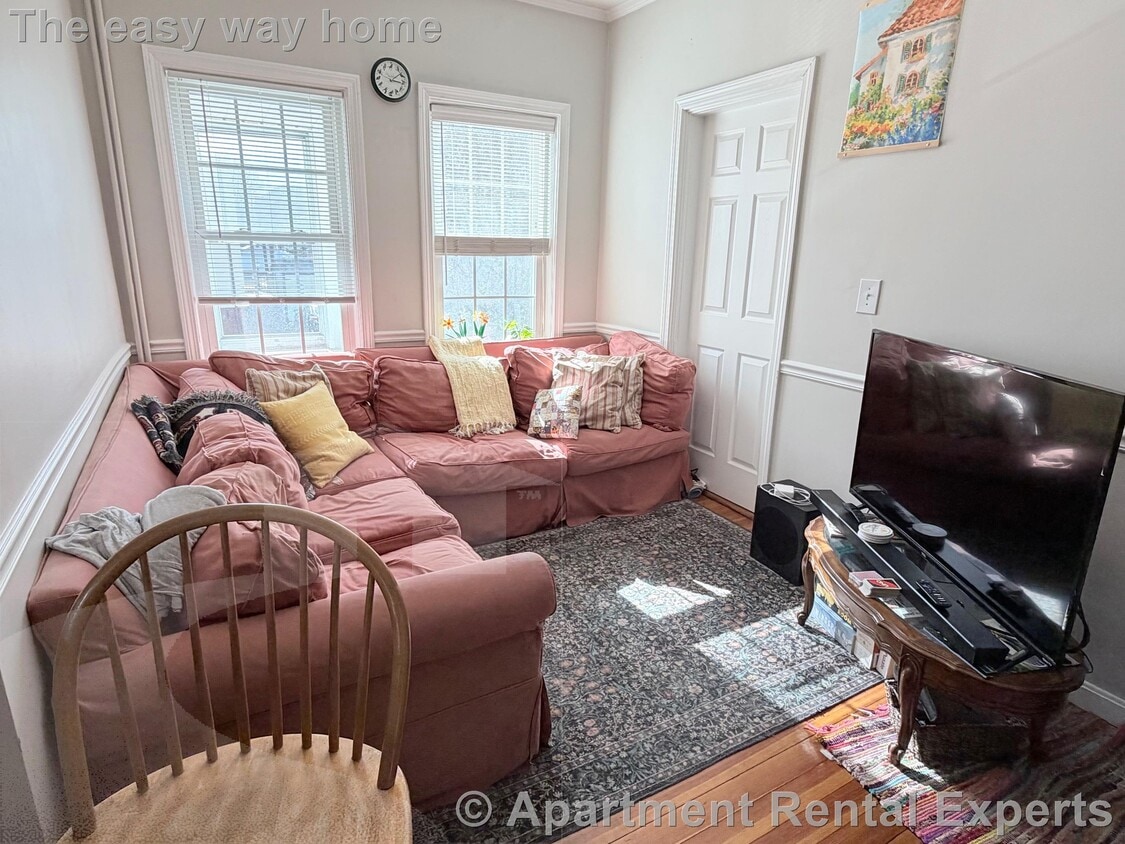 Photo - 519 Main St Unit #1