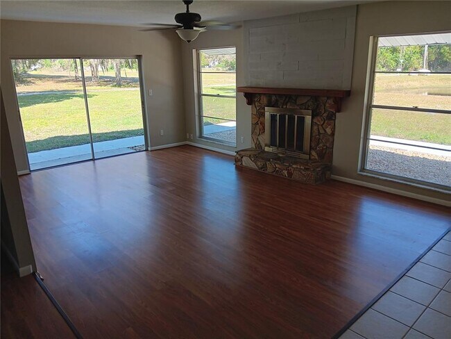 Foto del edificio - 20820 Chisholm Trail