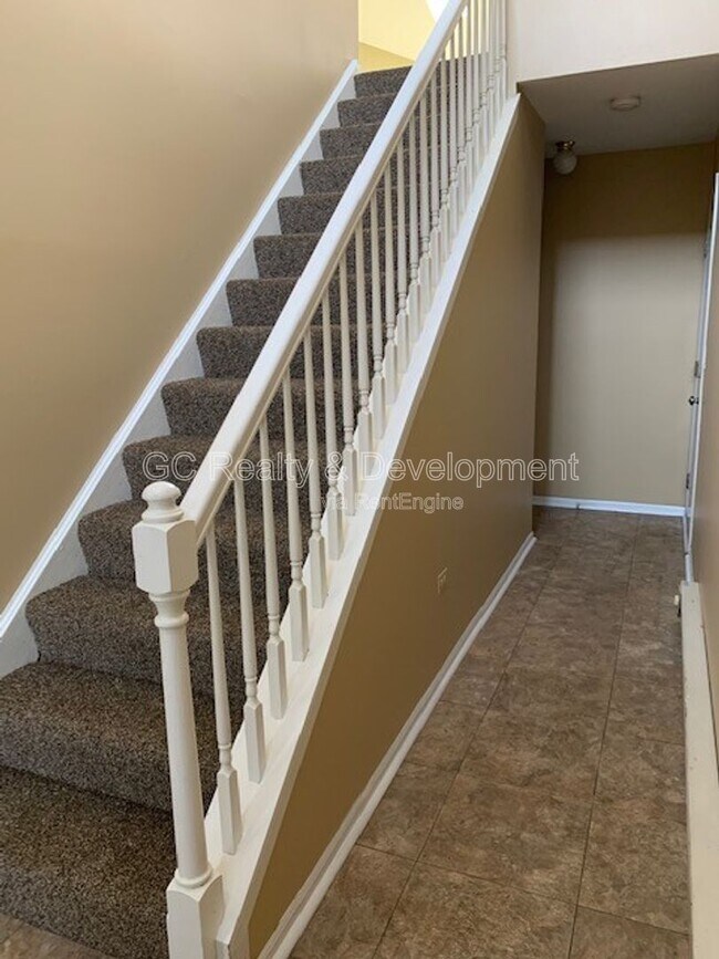 Foto del edificio - 632 Chelsea Ct