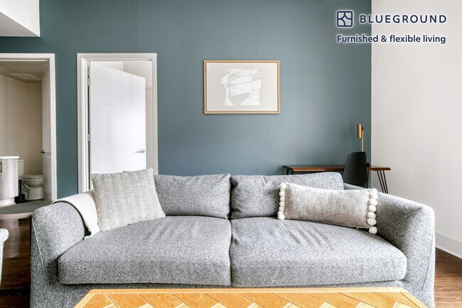Foto del edificio - 3644 Overland Ave