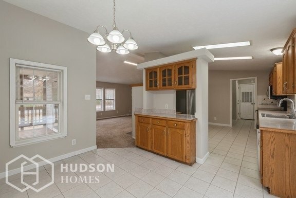 Foto del edificio - 24644 Lawson Rd
