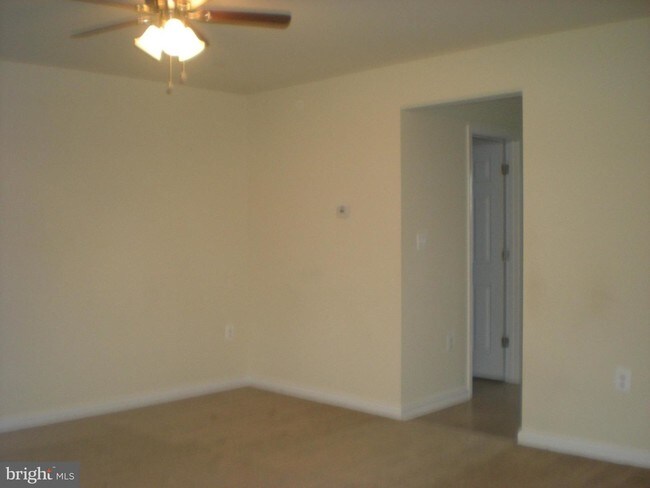 Foto del edificio - 6300 Barnett Ave