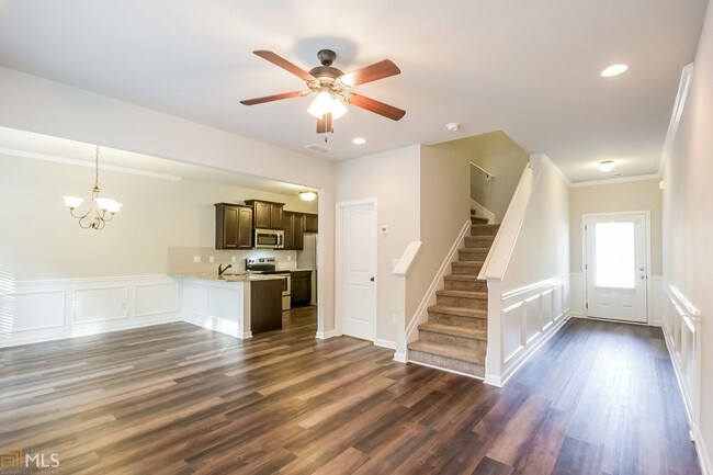 Foto del edificio - 5545 Union Pointe Pl