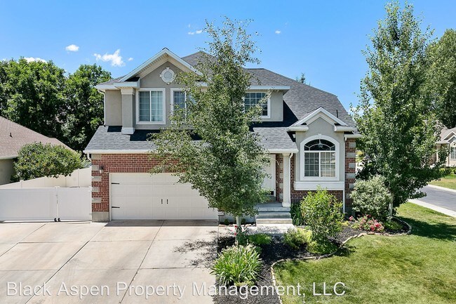 Foto del edificio - 4 br, 3.5 bath House - 11804 S. Burkwood