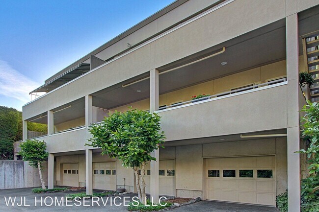 Building Photo - 3 br, 2 bath House - 319 4th Ave #201