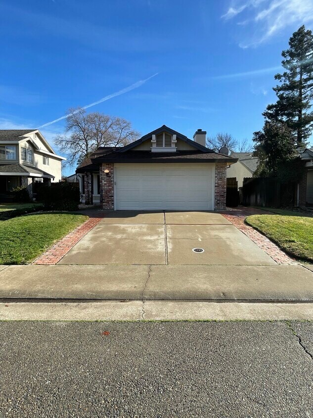 Primary Photo - 8061 Helmsdale Dr