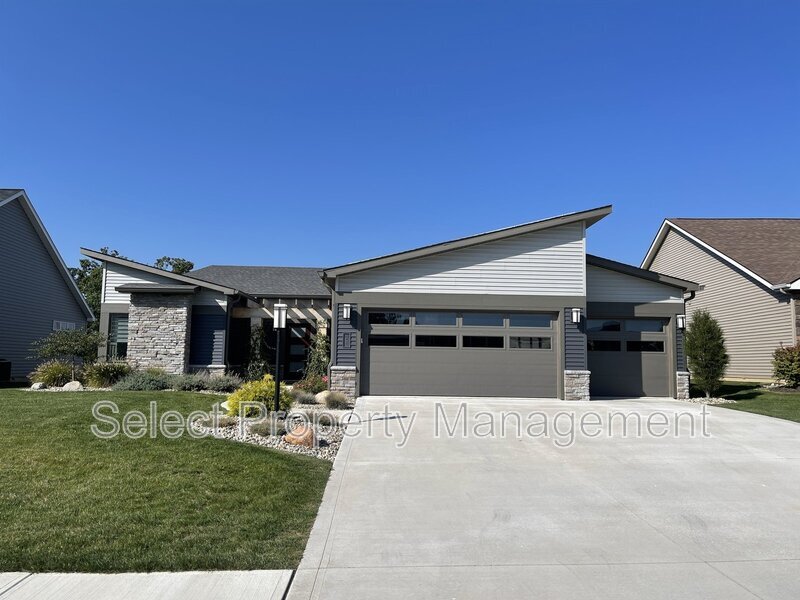 Primary Photo - 11129 Parkers Bay Dr