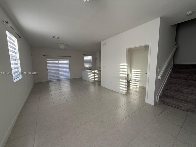 Foto del edificio - 2631 SE 11th St