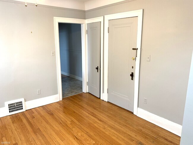 Building Photo - 314 Virginia Ave