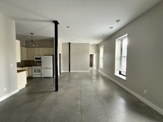 Building Photo - 4432-4434 Olive St