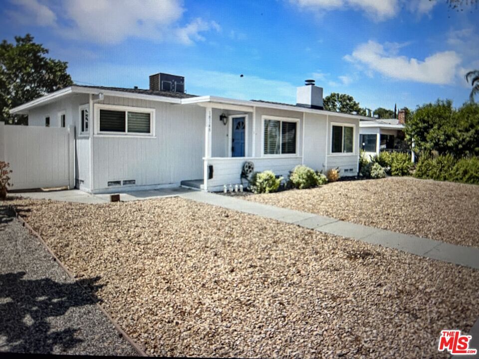 Foto principal - 18148 Hartland St