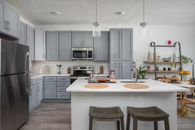 Building Photo - The Core