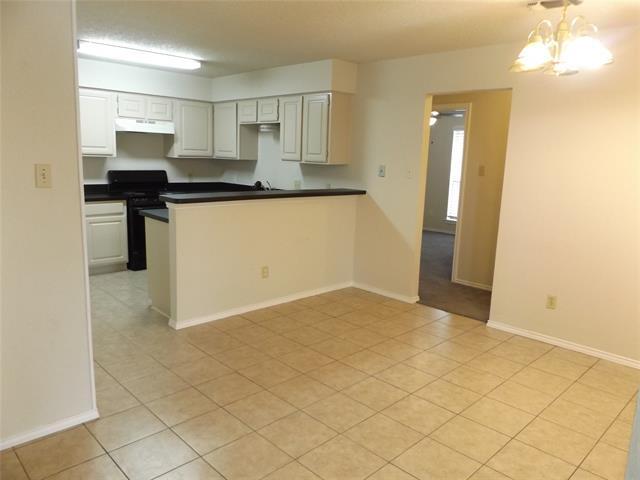 Building Photo - 335 Sheri Ln