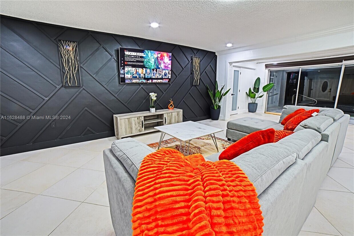 Foto principal - 8651 Sunset Strip