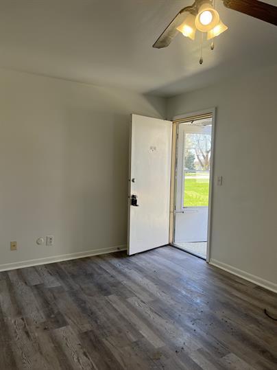 Building Photo - 1674 Molitor Rd