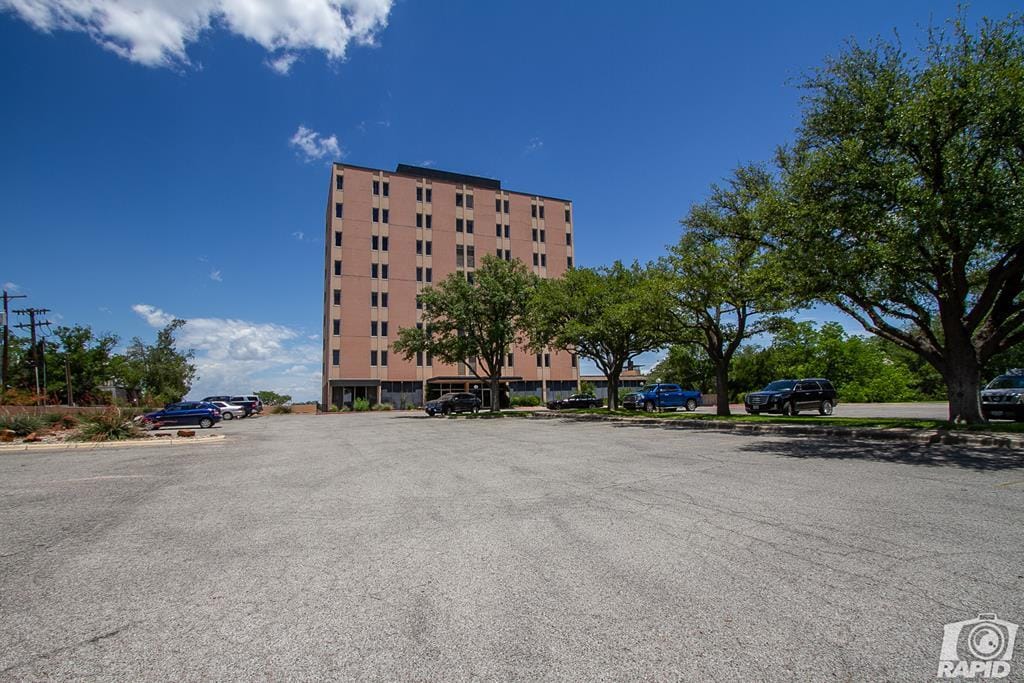 Primary Photo - 800 W Ave D