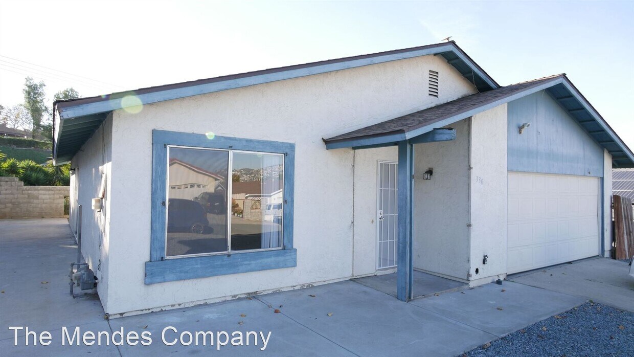 Primary Photo - 4 br, 2 bath House - 330 Osage St.