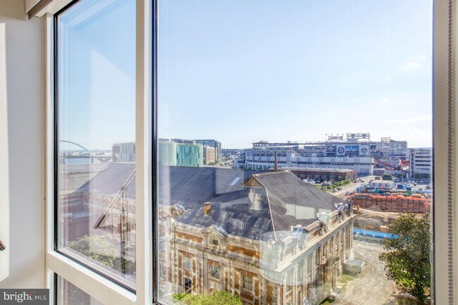 Building Photo - 3 Tingey Square