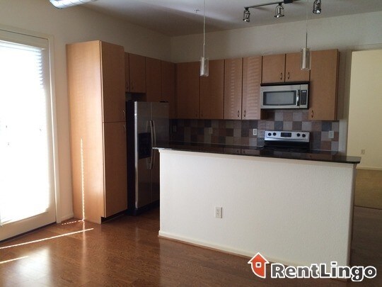 Foto del edificio - 4225 Mangum Rd