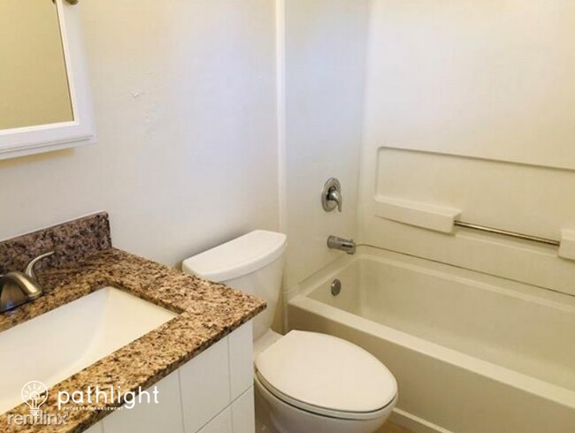 Building Photo - 3 br, 2 bath House - 2612 50th St SW UNIT
