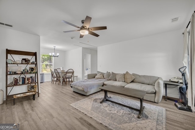 Foto del edificio - 140 Rustwood Dr