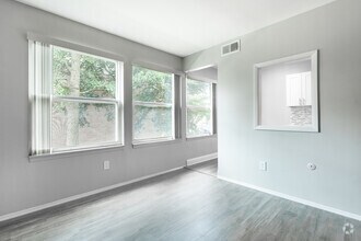Interior Photo - Southgate Apartments & Townhomes