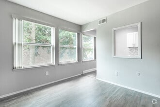 Interior Photo - Southgate Apartments & Townhomes
