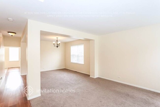 Building Photo - 3031 Chalkstone Ave