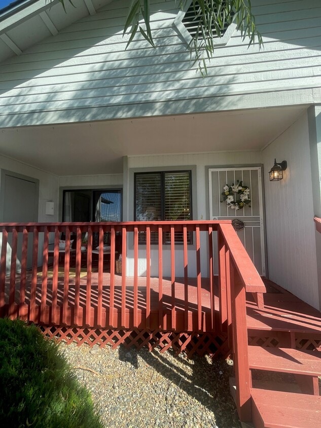 Primary Photo - 3079 Montana Terrace Rd