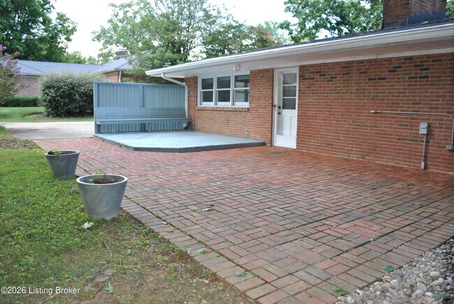 Foto del edificio - 2706 Lime Kiln Ln