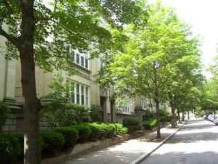 Building Photo - 76 Egmont St