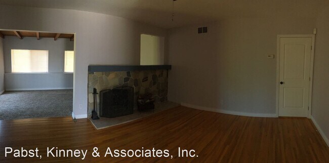 Foto del edificio - 3 br, 1.5 bath House - 16339 RUTHERGLEN ST...