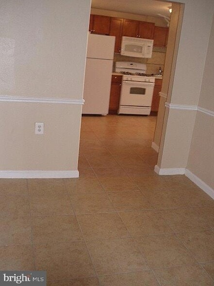 Building Photo - 1559 19th St N