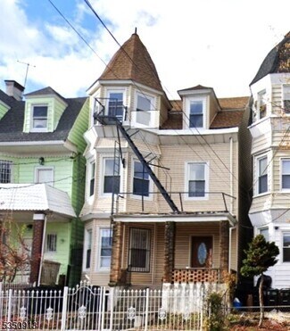 Building Photo - 155 Fairmount Ave
