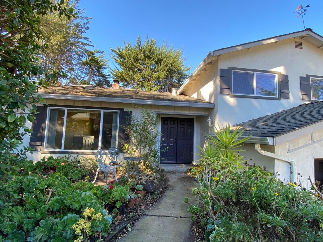 15339 Oak Hills Dr, Salinas, CA 93907 House Rental in Salinas, CA