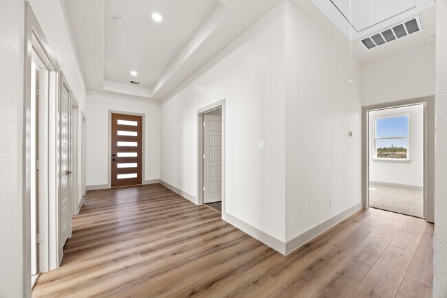 Building Photo - 11137 Rd 5503