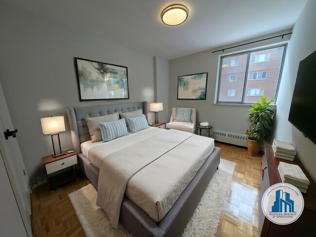 Photo du bâtiment - 216-216 Essex Ave
