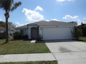 Building Photo - 12125 Buffington Ln