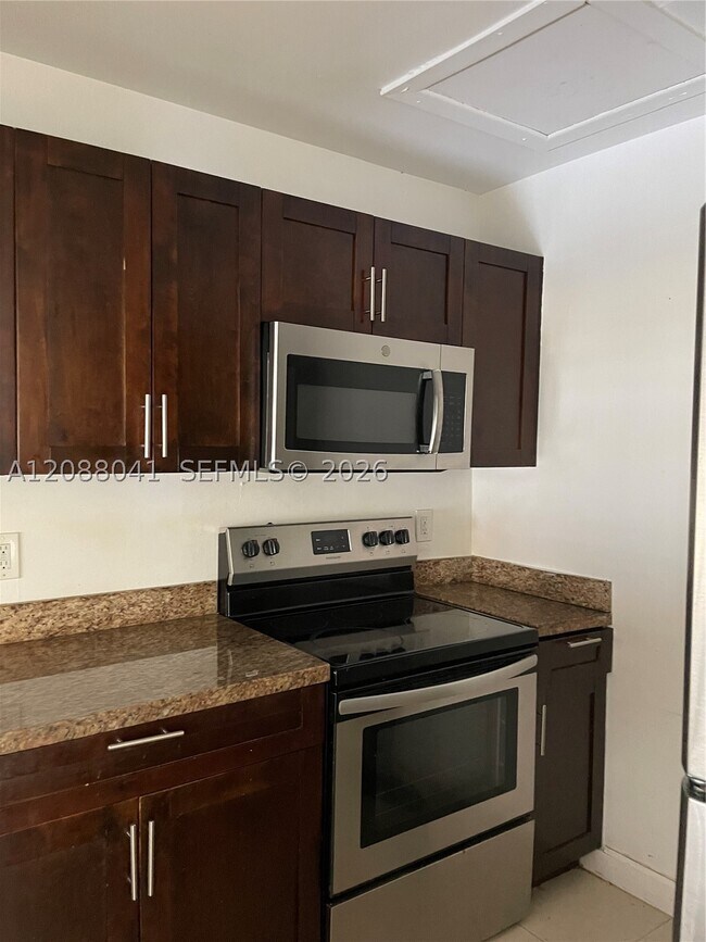 Foto del edificio - 15318 SW 72nd St