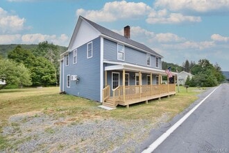 Building Photo - 162 Rockland Rd