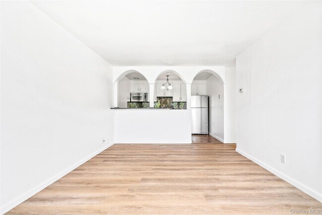 Foto del edificio - 5 Wyndover Woods Ln