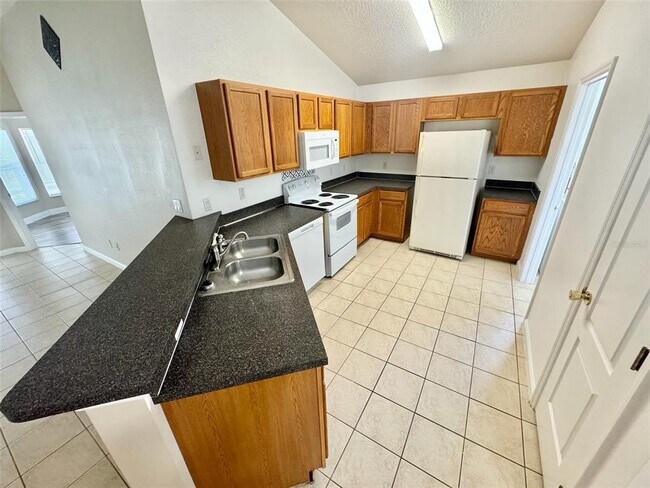 Building Photo - 3103 Rawcliffe Rd