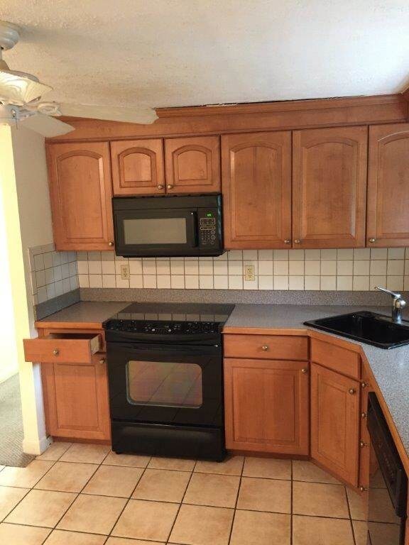 Building Photo - 25 Dighton St