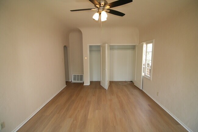 Building Photo - 238 S Tower Dr