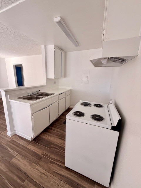 Building Photo - Colonial Terrace Apartments