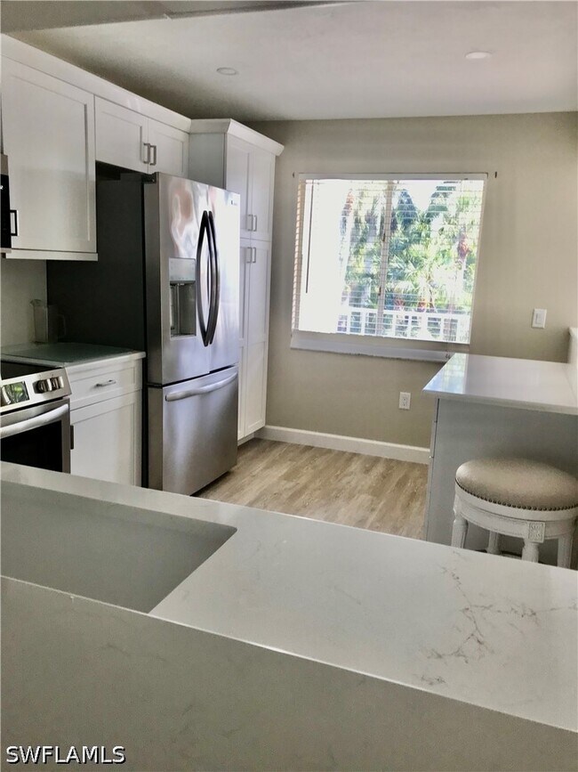 Building Photo - 3032 Sandpiper Bay Cir