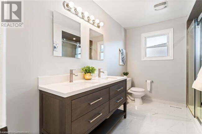 Photo du bâtiment - 415 E 24th St