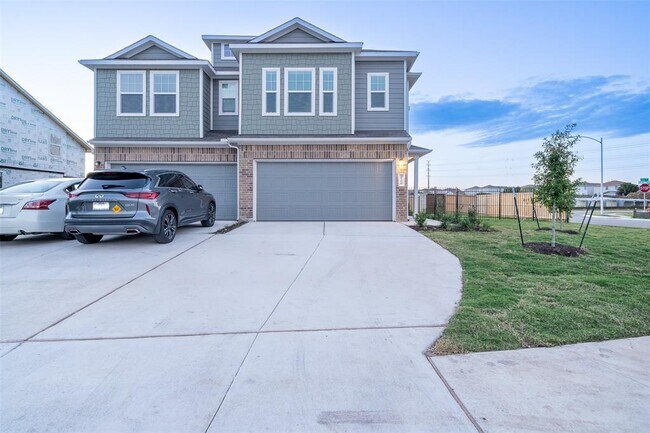 Foto del edificio - 7100 Dancing Wind Ln