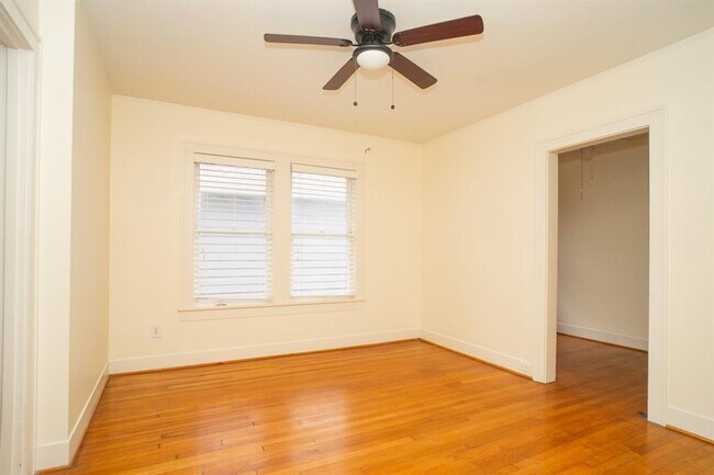 Foto del edificio - 1636 Bonnie Brae St