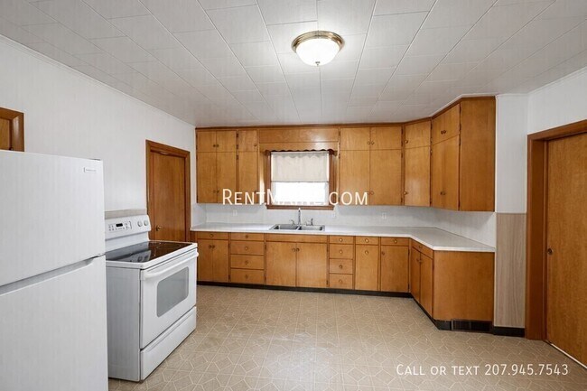 Foto del edificio - 445 Main St